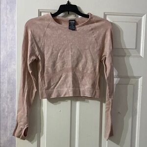 Women's Victoria Secret Pink Long Sleeve Seamless Crop Athletic Top